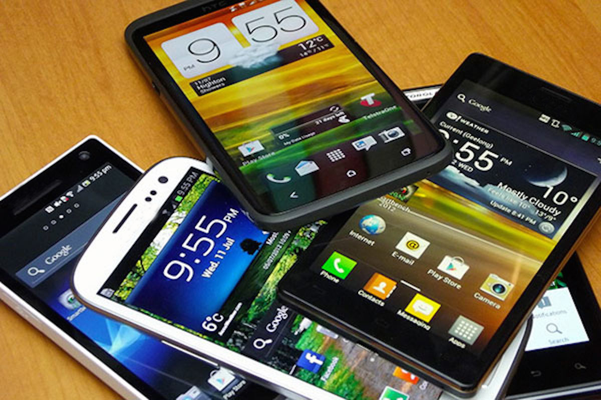 194 درصد؛ افزایش واردات تلفن همراه
