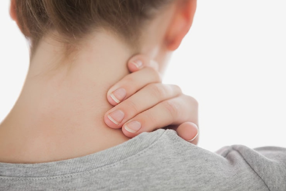 دلیل سوزش و درد در ناحیه گردن