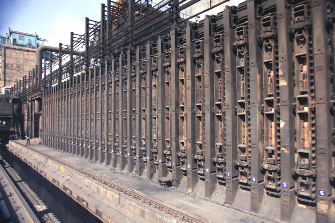 بومی سازی پروژه زیست محیطی در ذوب آهن اصفهان/ تعداد 74 درب فلکسیبل ساخته و نصب شد