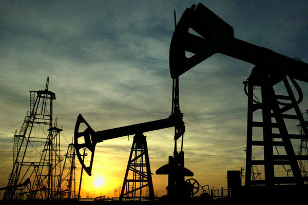 تلاش آمریکا برای تسلط بر بازار طلای سیاه/ قیمت نفت در بازارهای جهانی افزایش یافت