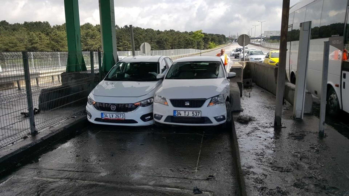  تصادف مضحک دو خودرو در استانبول! +عکس 