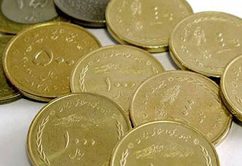 سکه ایرانی در سنگفرش خیابانی در شهر لاهه+فیلم