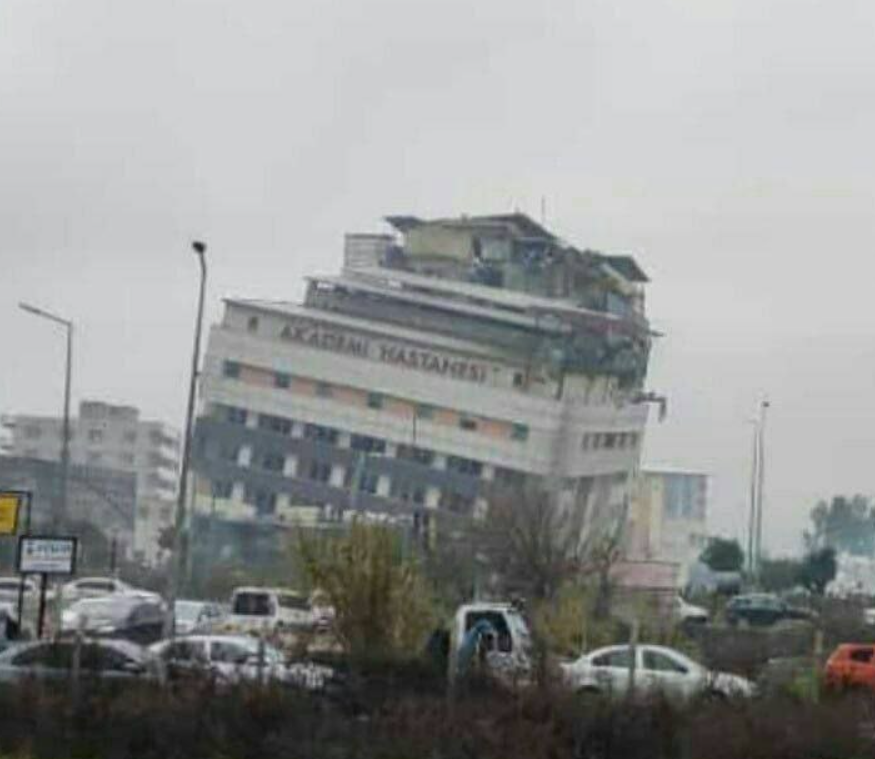 ‌‏بیمارستان هاتای بعد از زلزله امروز در ترکیه + عکس