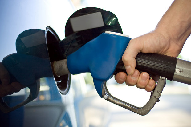 دیپورت ۱۱ محموله وارداتی بنزین
