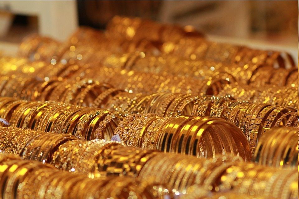 سقوط 99.5درصدی واردات طلا در هند/ افت شدید خرید فلز زرد در پی ایجاد محدودیت‌ها