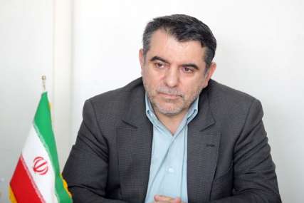 احتمال برکناری پوری حسینی توسط وزیر اقتصاد تکذیب شد