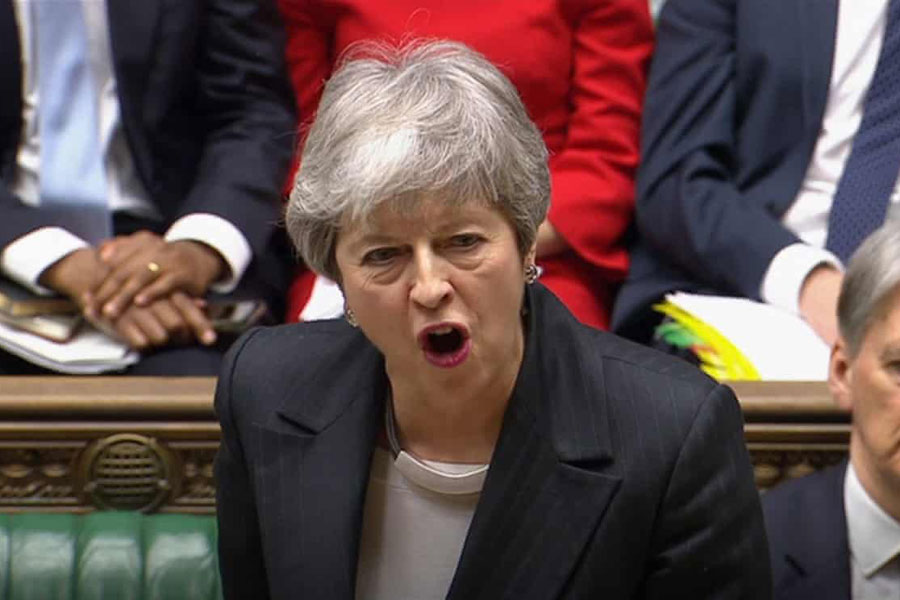  نخست وزیر انگلیس خواستار تعویق برگزیت شد