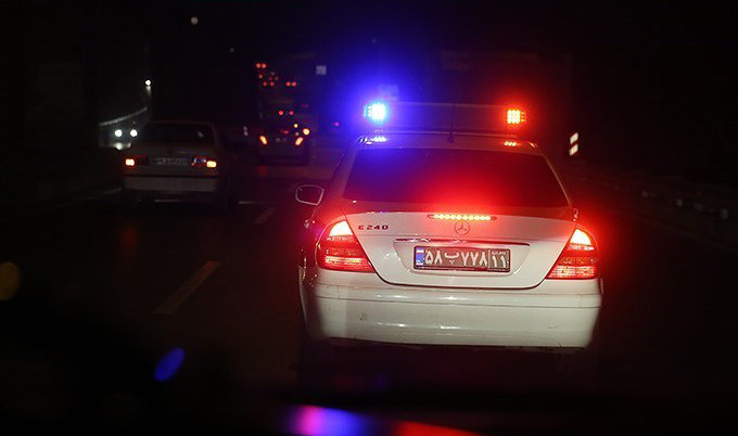 روش عجیب پلیس زاهدان برای متوقف کردن خودروی فراری + فیلم