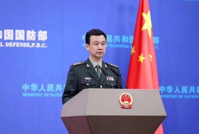 وزارت دفاع چین: هرگونه تهدید را با واکنش مناسب پاسخ می‌دهیم