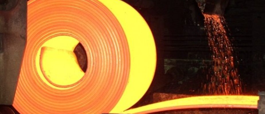 گرمای معاملات ورق فولاد مبارکه در رینگ صنعتی/ مس کاتد2 (فملی) 3درصد رشد قیمت داشت