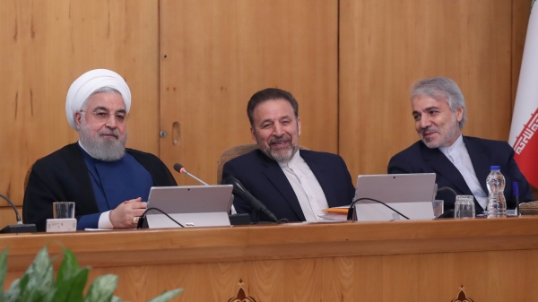 دولت نظام‌نامه اجرای قانون ثبت شرکت‌ها را اصلاح کرد /موافقت دولت با تغییرات تقسیمات کشوری در استان فارس