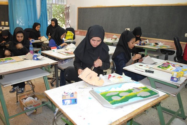 مهر ۹۷ با کمبود معلم و کلاس درس هنرستان‌ها در راه است