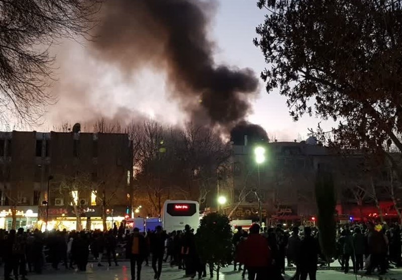 بازار آزادی اصفهان آتش گرفت + فیلم