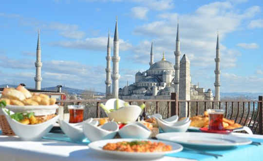 ۳ شب سفر به استانبول چقدر هزینه دارد؟ + جدول