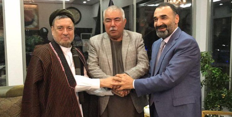 برخی رهبران افغان برای مذاکره با طالبان جبهه جدید تشکیل می‌ دهند