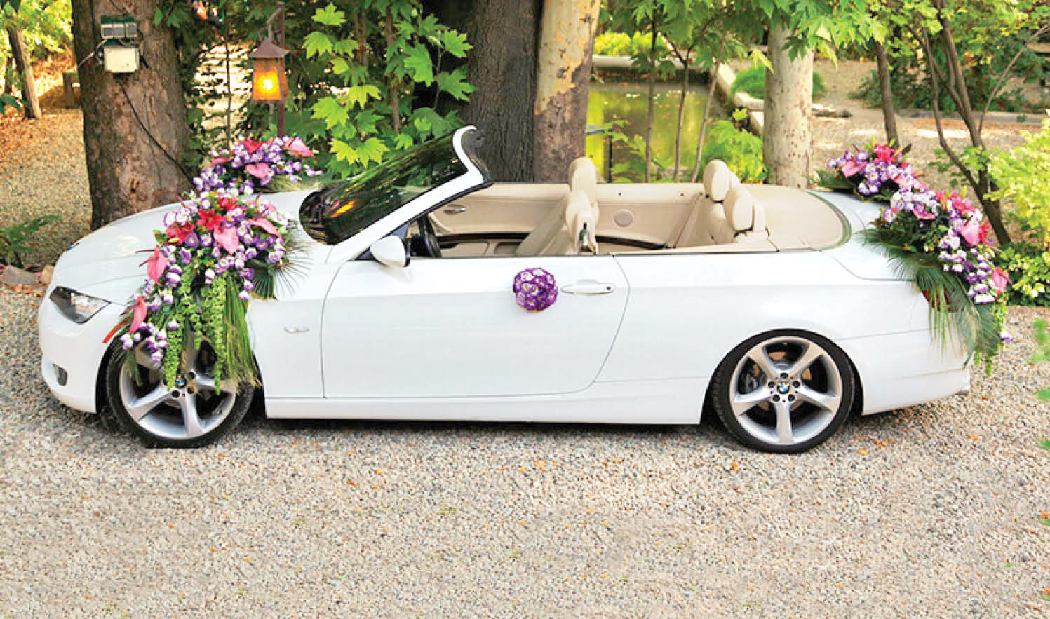 هزینه تزئین ماشین عروس از 200هزار تومان تا بی‌نهایت/ ارزان فروشان در شوش هستند