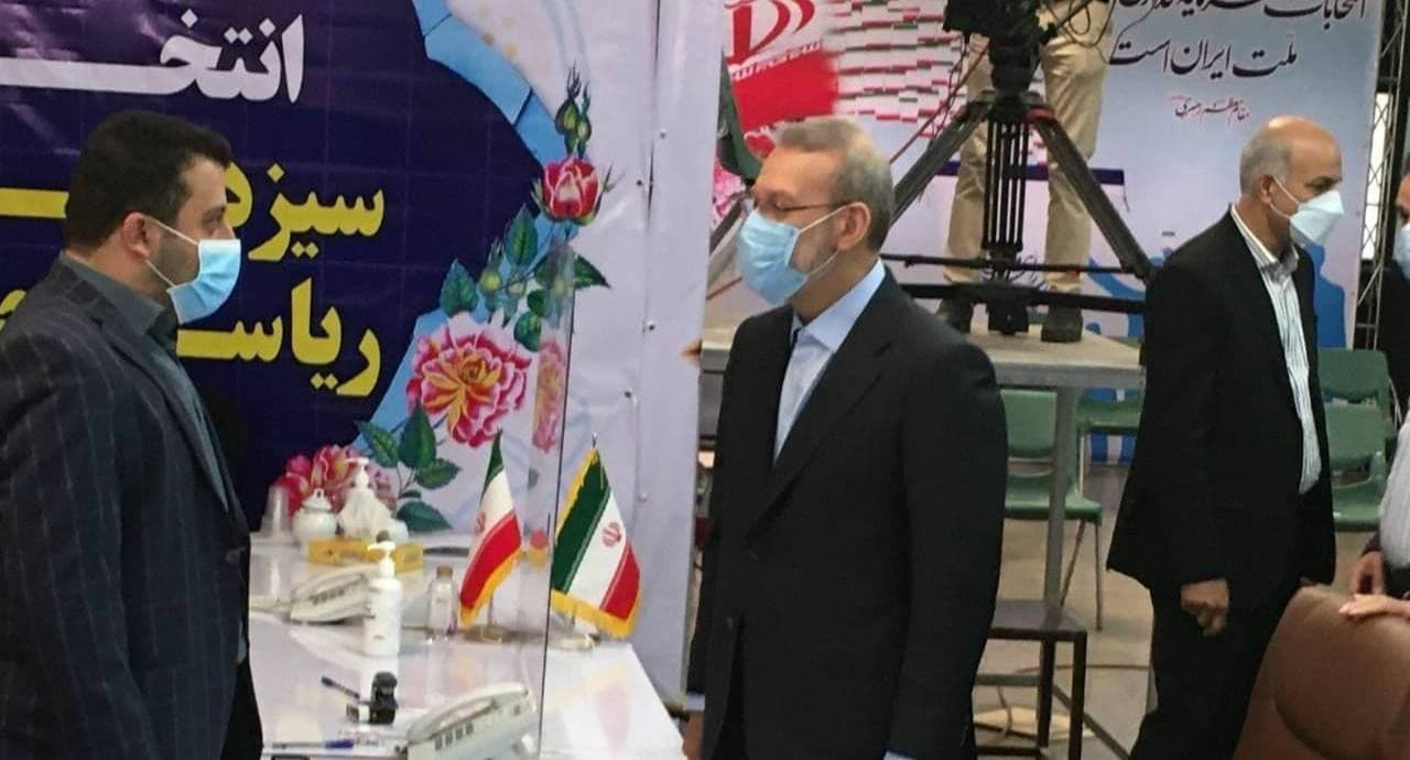 علی لاریجانی برای انتخابات ریاست جمهوری ثبت نام کرد
