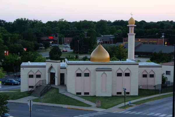 مسجدی که میزبان طرفداران ترامپ بود +عکس 