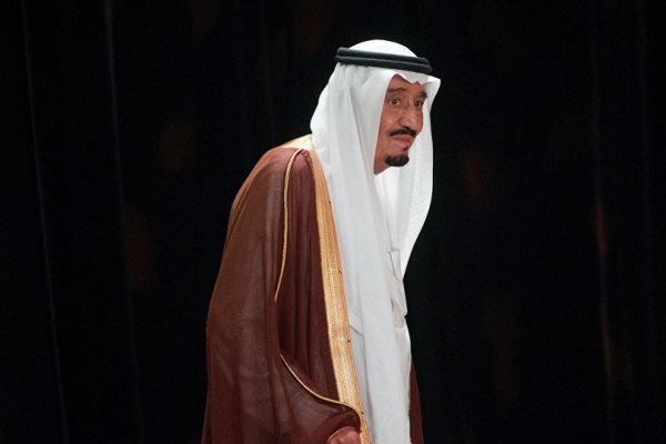  شاه سعودی به بیمارستان منتقل شده است 