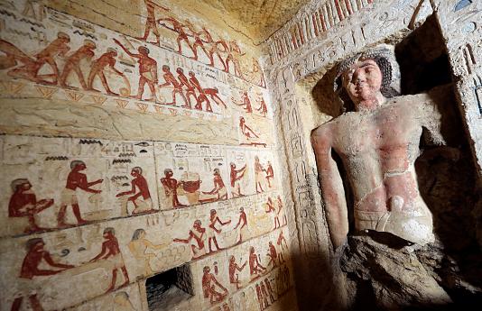 کشف یک مقبره ۴۴۰۰ ساله در مصر +فیلم