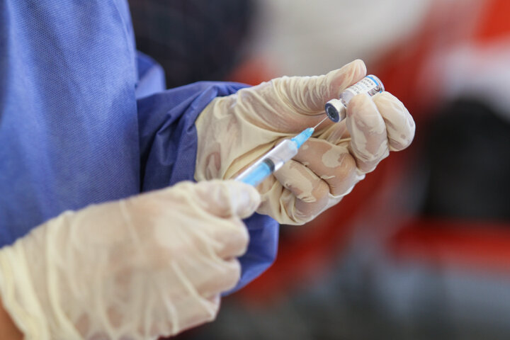تزریق بیش از ۱.۶ میلیون دوز واکسن کرونا در بوشهر