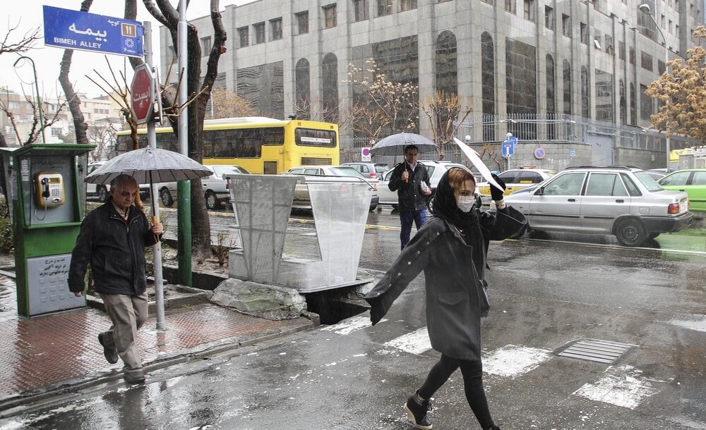 کاهش دمای تهران و ادامه بارش ها طی ۳ روز آینده