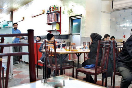 حق سرویس در رستوران‌ها ممنوع است