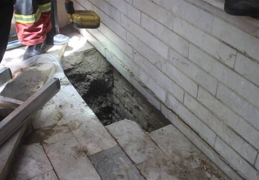 سقوط عجیب یک زن در چاه مخفی خانه + عکس