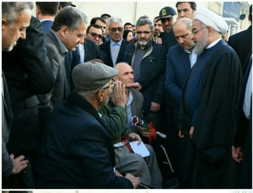 دیدار صمیمی روحانی با جانبازان گرگانی در خیابان +عکس