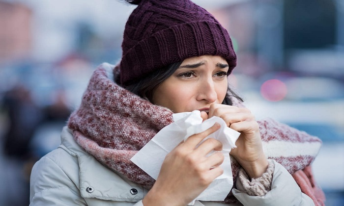 15مشکل سلامت شایع در زمستان و راه‌های مقابله با آنها