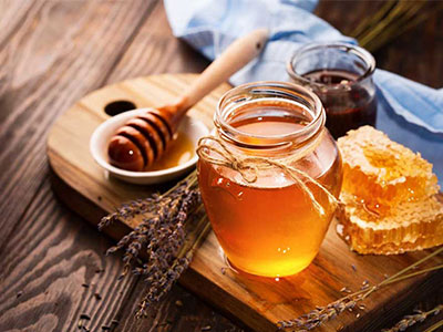 بهترین رنگ عسل طبیعی با کیفیت چه رنگی است؟ + لیست قیمت انواع عسل طبیعی