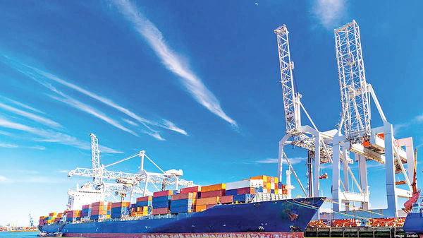 رشد ۴۳.۵درصدی تجارت خارجی طی هشت ماه