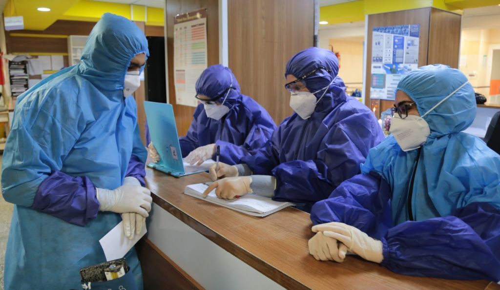 ۱۷۰پزشک و پرستار قمی حین خدمت به ویروس کرونا مبتلا شدند