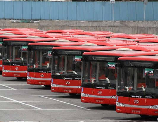 ورود ۱۰۰دستگاه اتوبوس یورو۴ به شبکه حمل و نقل عمومی اصفهان با حمایت بانک شهر