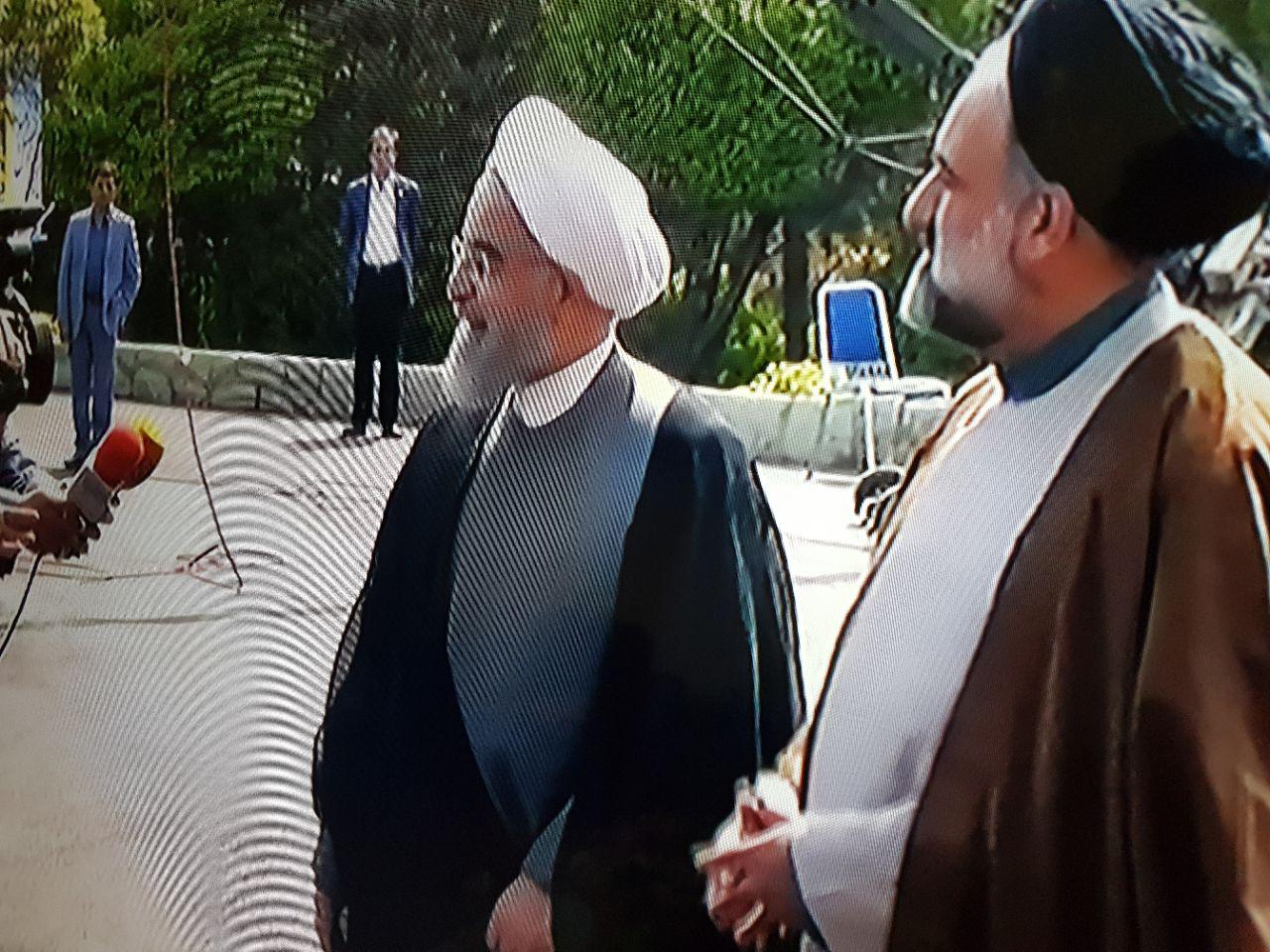ورود حسن روحانی به ساختمان سیما برای مناظره انتخاباتی +عکس