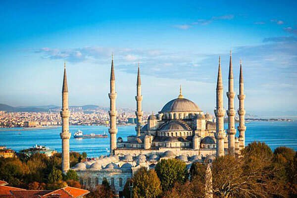 کاهش ارزش لیر، مسافران ترکیه را افزایش می‌دهد؟