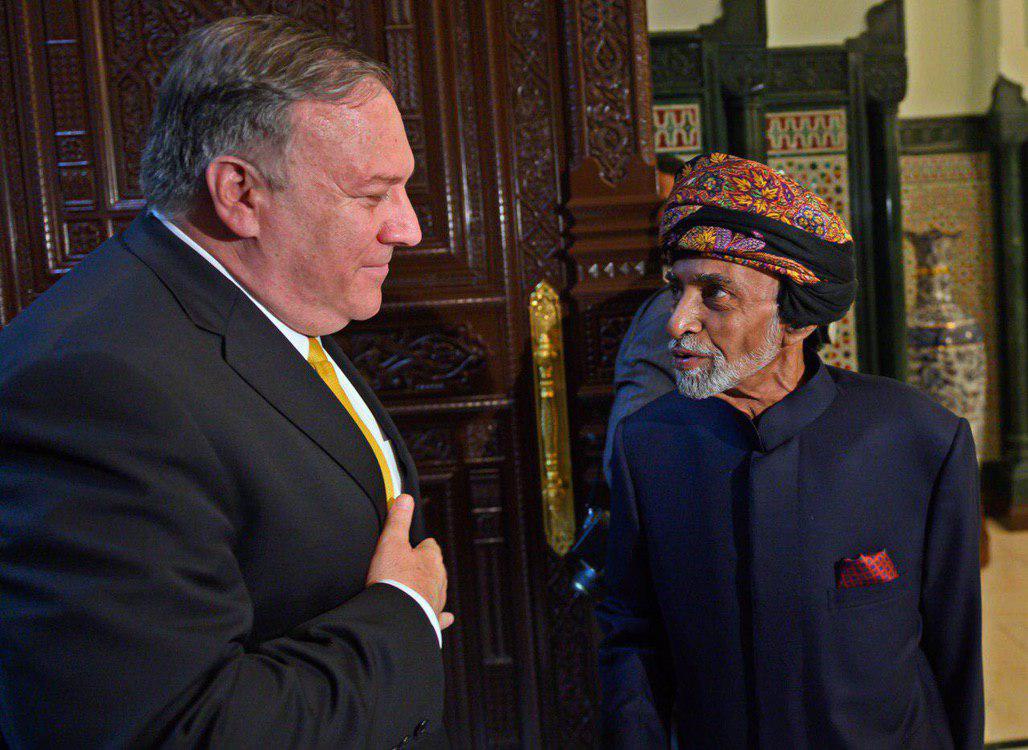 پامپئو با پادشاه عمان در مورد ایران و یمن گفت‌وگو کرد