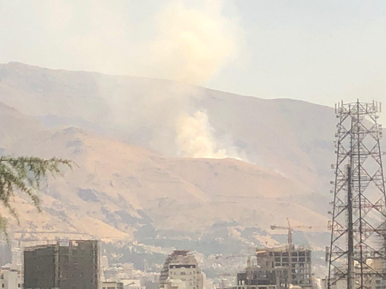 دود غلیظ در تهران ناشی از آتش‌سوزی علفزارهاست