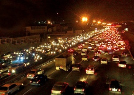 ترافیک نیمه سنگین در آزادراه های تهران- کرج و کرج- قزوین