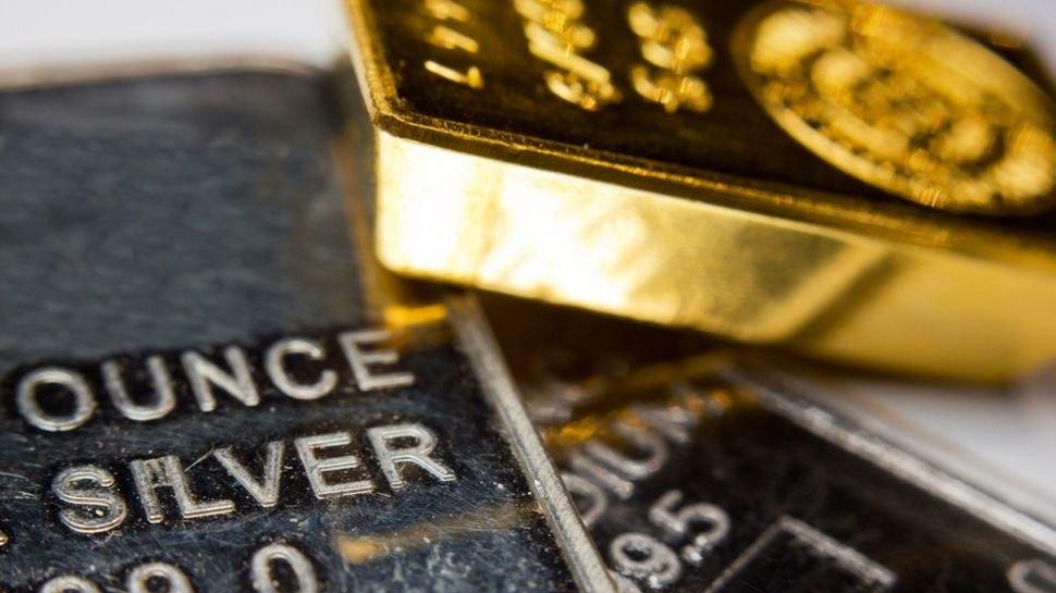 قیمت طلا به بالای ۱۷۰۰ دلار جهش کرد 