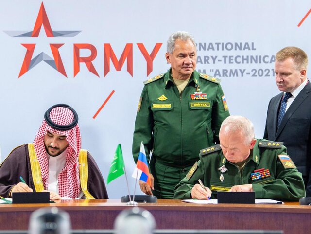 روسیه و عربستان توافقنامه نظامی امضا کردند
