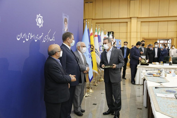 قدردانی رییس کمیته امداد امام خمینی(ره) از مدیر عامل بانک ملت