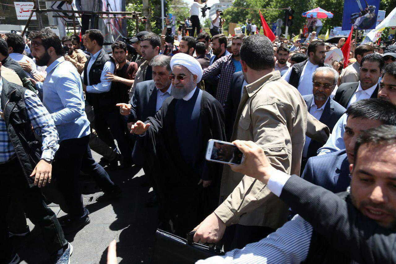حضور حسن روحانی در راهپیمایی روز قدس +عکس