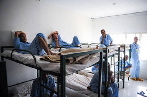 کمپ‌های ترک اعتیاد غیرمجاز؛ عامل افزایش آمار معتادان