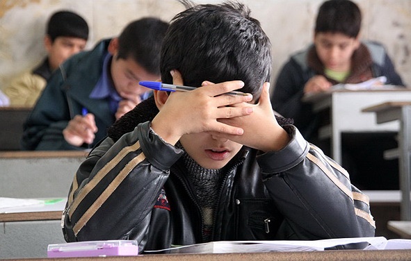امتحانات دانش‌آموزان تهرانی یک هفته عقب افتاد