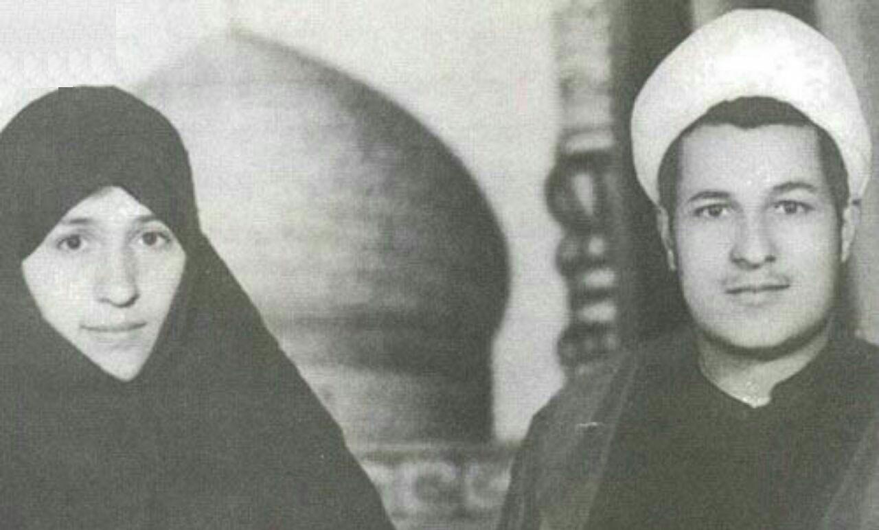 ماه عسل آیت الله هاشمی و همسرش در مشهد +عکس