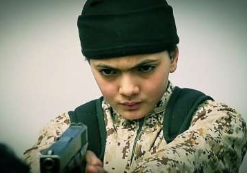 جلاد 13 ساله داعش را ببینید +عکس