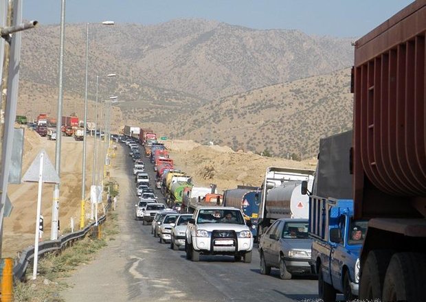 ابلاغ افزایش تعرفه عبور کامیون‌های ترکمنستان از ایران