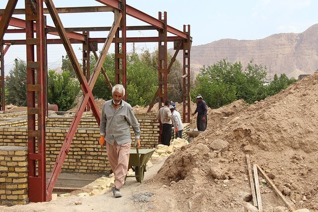 تاثیر کرونا بر روند بازسازی مناطق سیل زده و زلزله زده خوزستان