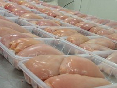 روزانه 100تن مرغ منجمد دولتی در پایتخت عرضه می‌شود